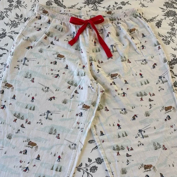 Hearth & Hand Holiday Flannel Pajamas {2pc set x 2} - Picture 10 of 13